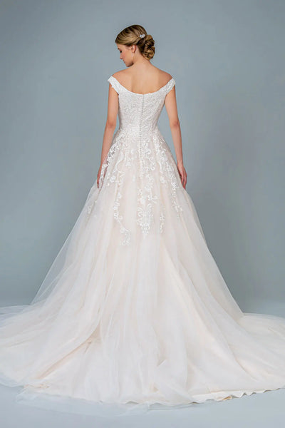 Wedding dresses/ivory cream embroidery embellished mesh a line wedding gown with tail GLGL1800