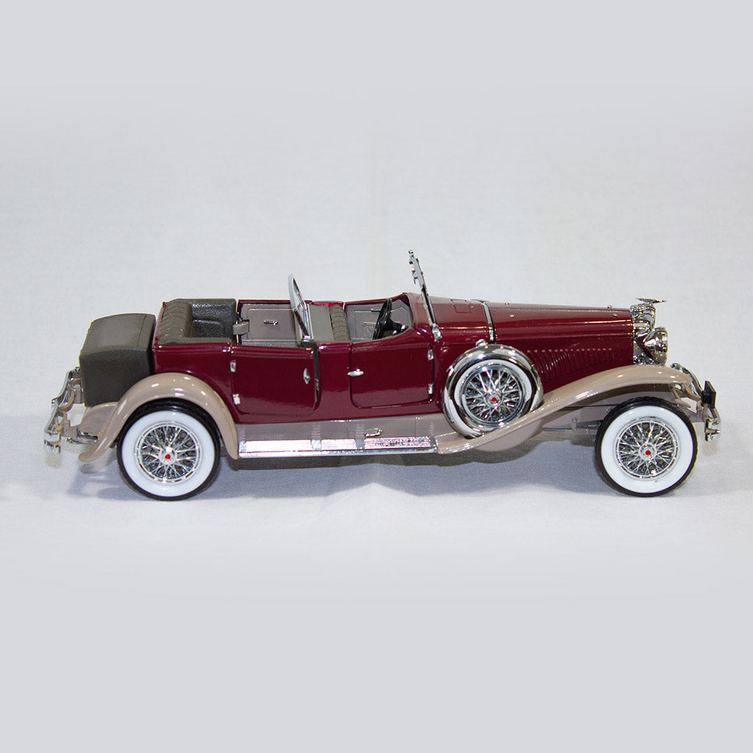 1930 Duesenberg J Derham Tourster Model (VINTAGE) - Kāv Style
