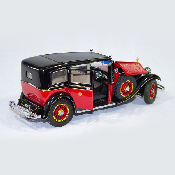 VintageCars_1933Benz3_600x.jpg