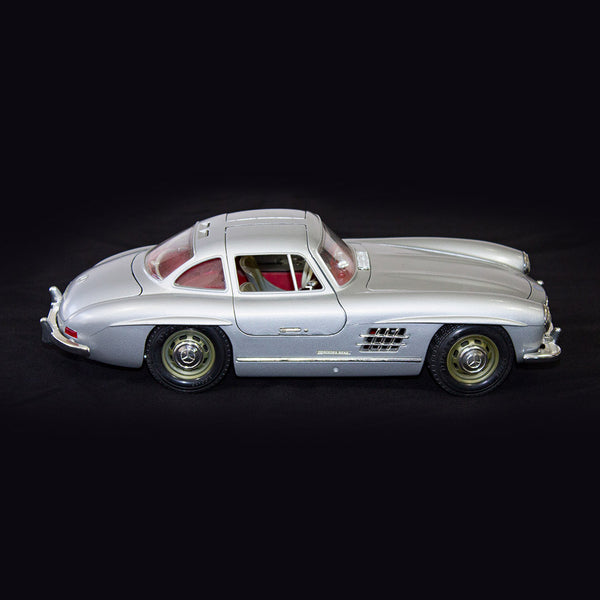 メルセデス 1/18 箱なし イタリア製 MERCEDES BENZ 1954 Amazon | CMC 1/18 Mercedes Benz 1954 Renntransporter